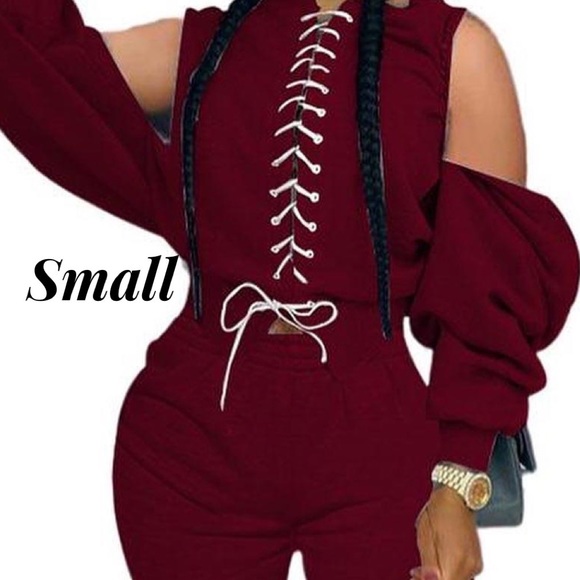 Stylish Burgundy 2pc Set - Picture 2 of 5